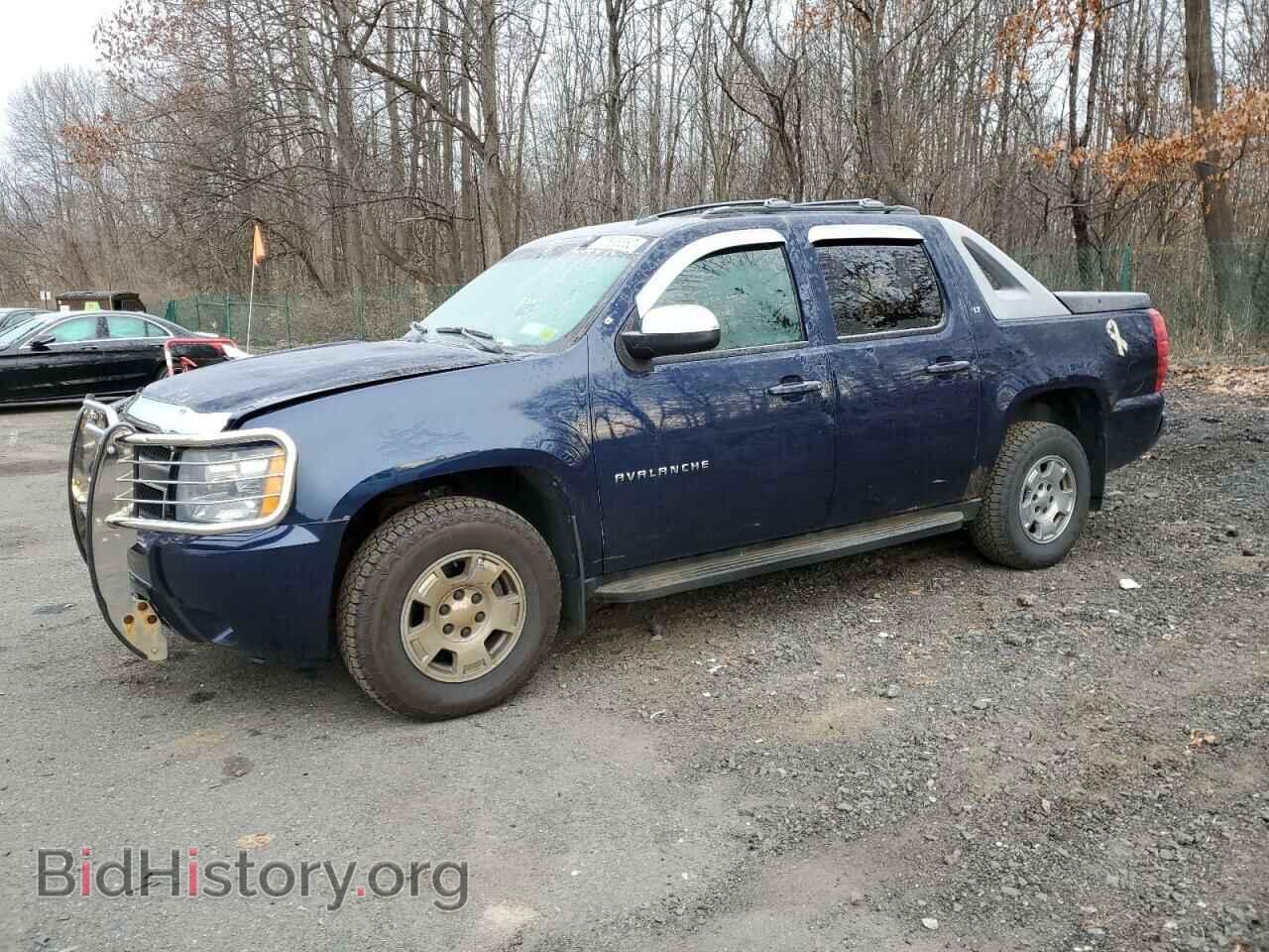Photo 3GNTKFE33BG288583 - CHEVROLET AVALANCHE 2011