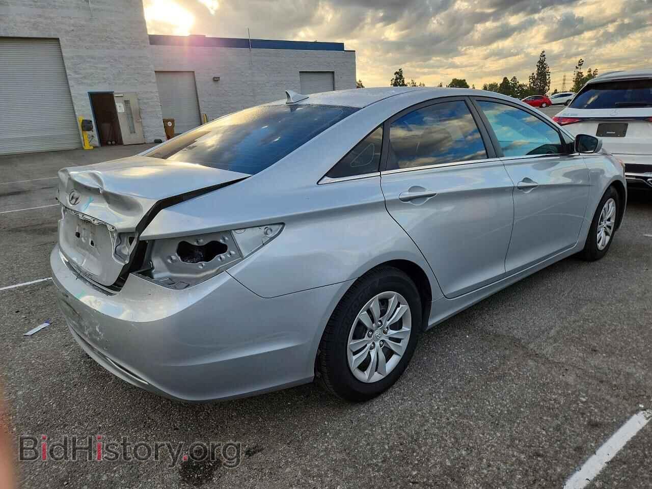 2011 Hyundai SONATA (VIN 5NPEB4AC4BH011069) — photo 3 of 12