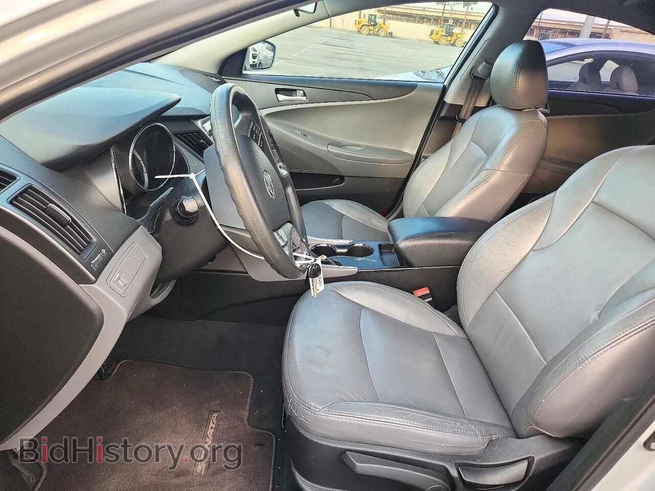 2011 Hyundai SONATA (VIN 5NPEB4AC4BH011069) — photo 7 of 12