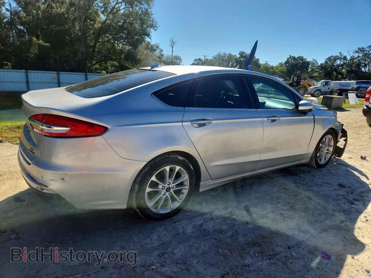 2019 FORD FUSION - VIN: 3FA6P0LU3KR187411 - Фото 3