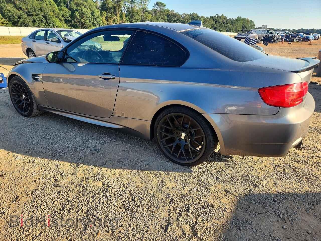 2011 BMW M3 - VIN: WBSKG9C56BE367922 - Photo 2