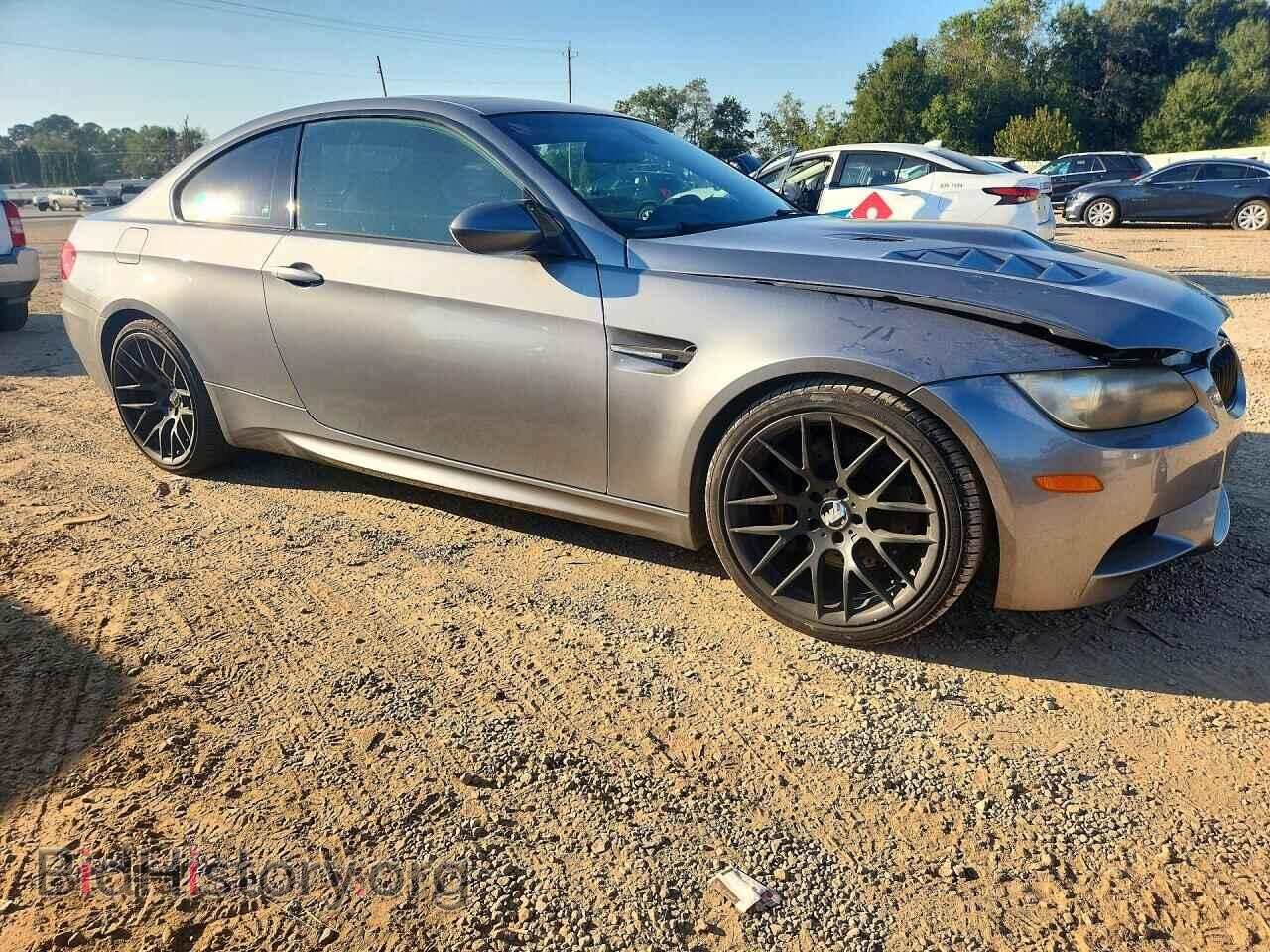 2011 BMW M3 - VIN: WBSKG9C56BE367922 - Photo 4