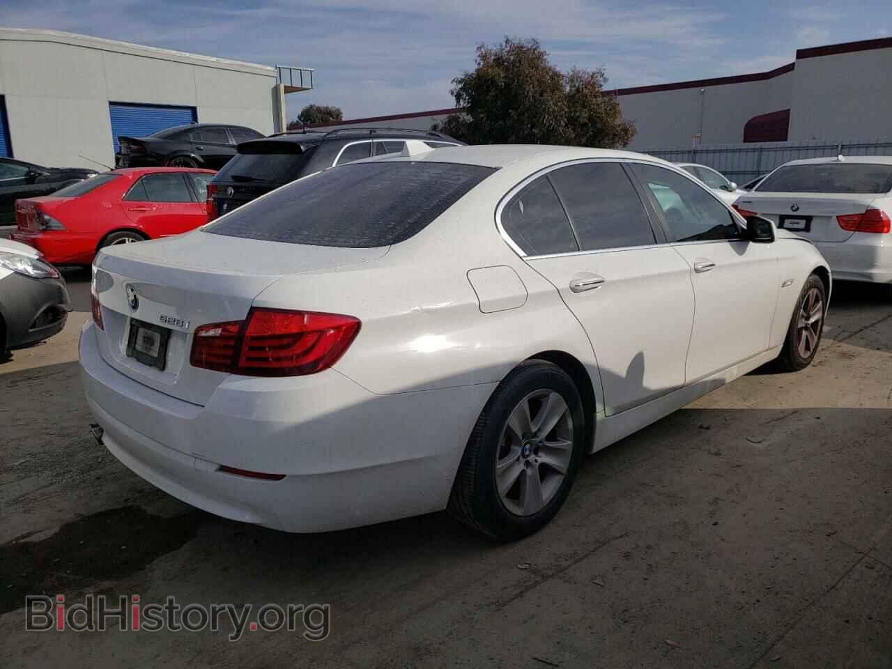 2012 BMW 5 SERIES - VIN: WBAXG5C54CDX04310 - Фото 3