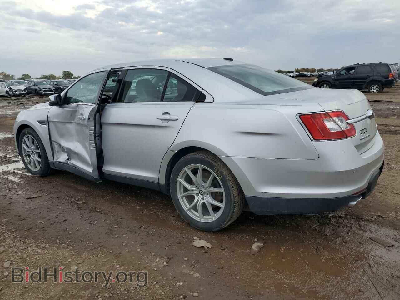 2011 FORD TAURUS - VIN: 1FAHP2FW0BG182630 - Фото 2