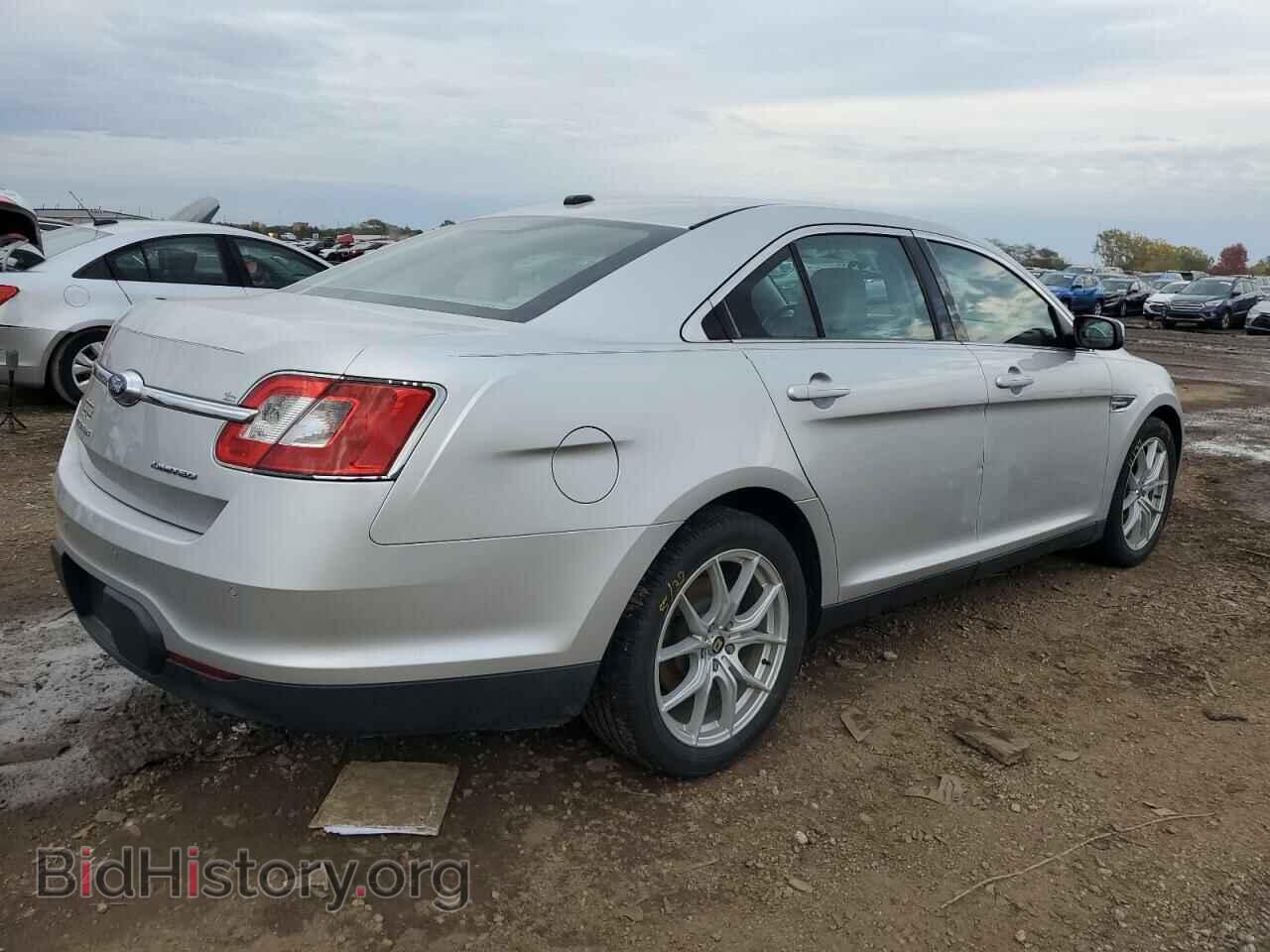 2011 FORD TAURUS - VIN: 1FAHP2FW0BG182630 - Фото 3