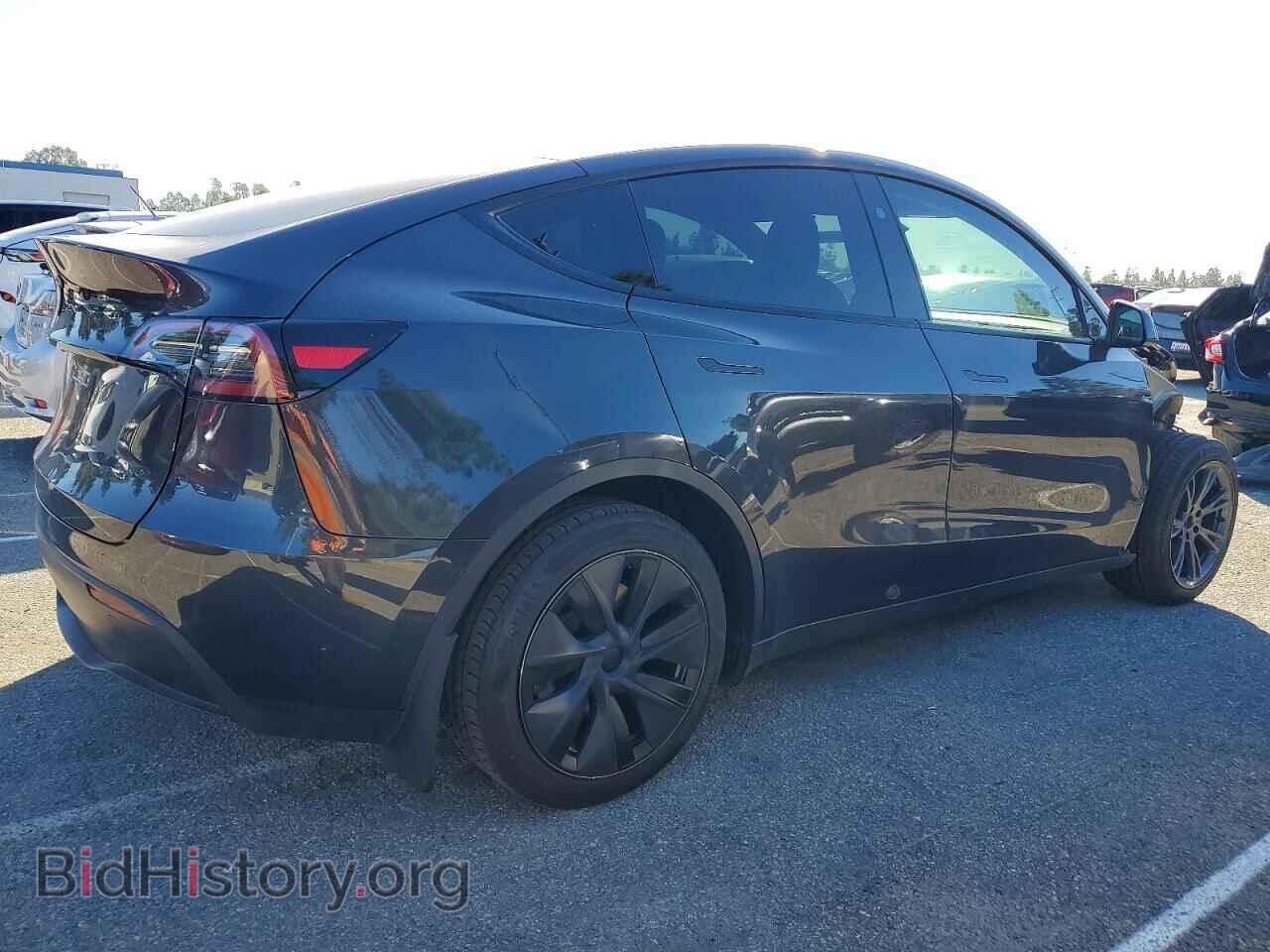 2024 TESLA MODEL Y - VIN: 7SAYGDED8RF100303 - Фото 3