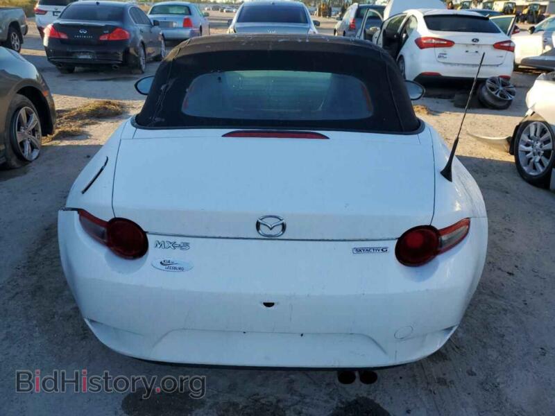 2021 Mazda MX5 (VIN JM1NDAB72M0452550) — photo 6 of 12