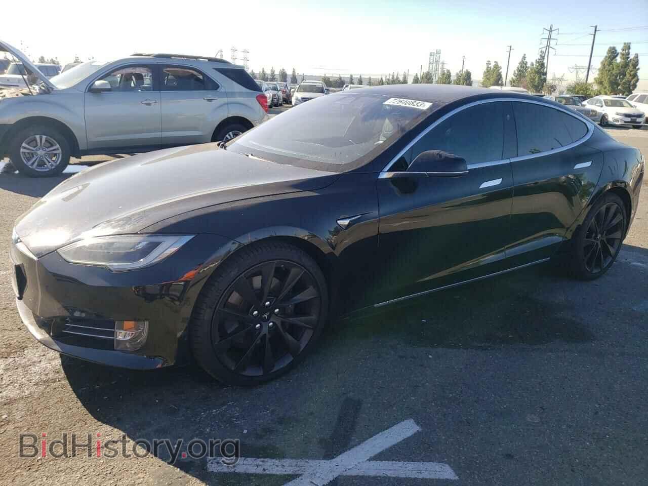 Фотография 5YJSA1E28JF281621 - TESLA MODEL S 2018