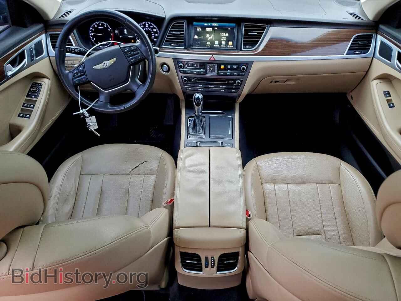 2016 HYUNDAI GENESIS - VIN: KMHGN4JE3GU106085 - Фото 8