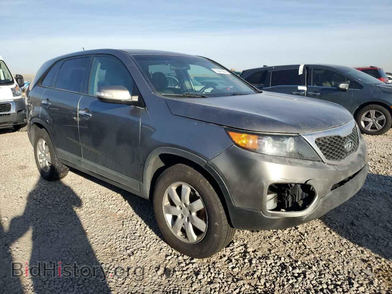 2011 KIA SORENTO - VIN: 5XYKT3A10BG127627 - Фото 4