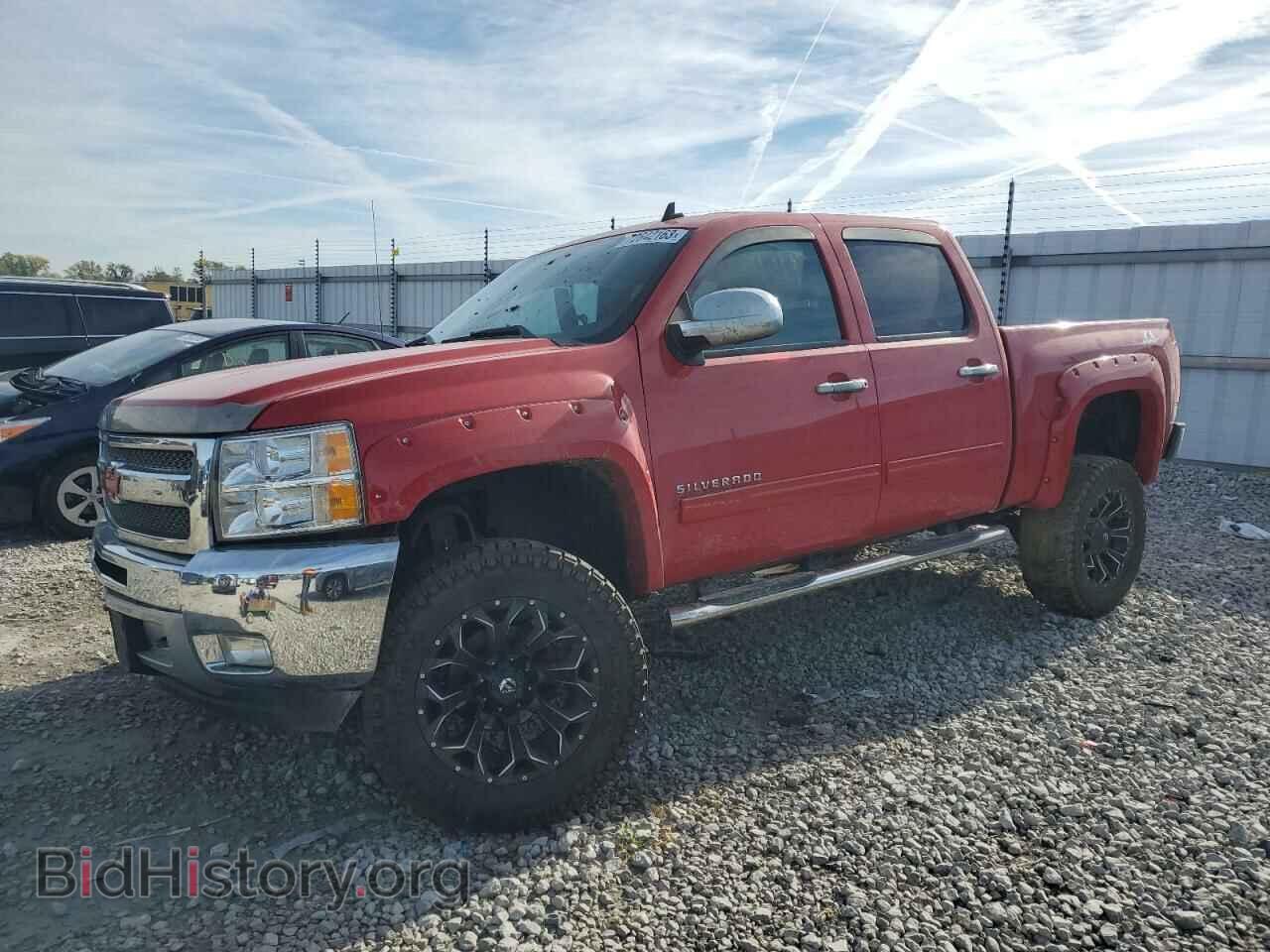 Photo 1GCPKSE70CF132882 - CHEVROLET ALL Models 2012