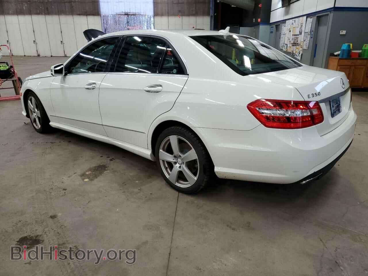 2011 MERCEDES-BENZ E-CLASS - VIN: WDDHF8HB8BA312088 - Фото 2