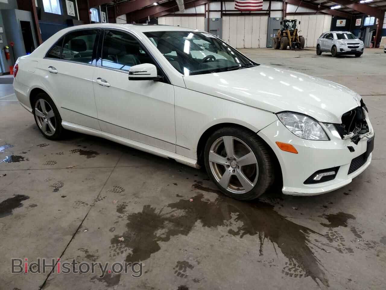 2011 MERCEDES-BENZ E-CLASS - VIN: WDDHF8HB8BA312088 - Фото 4