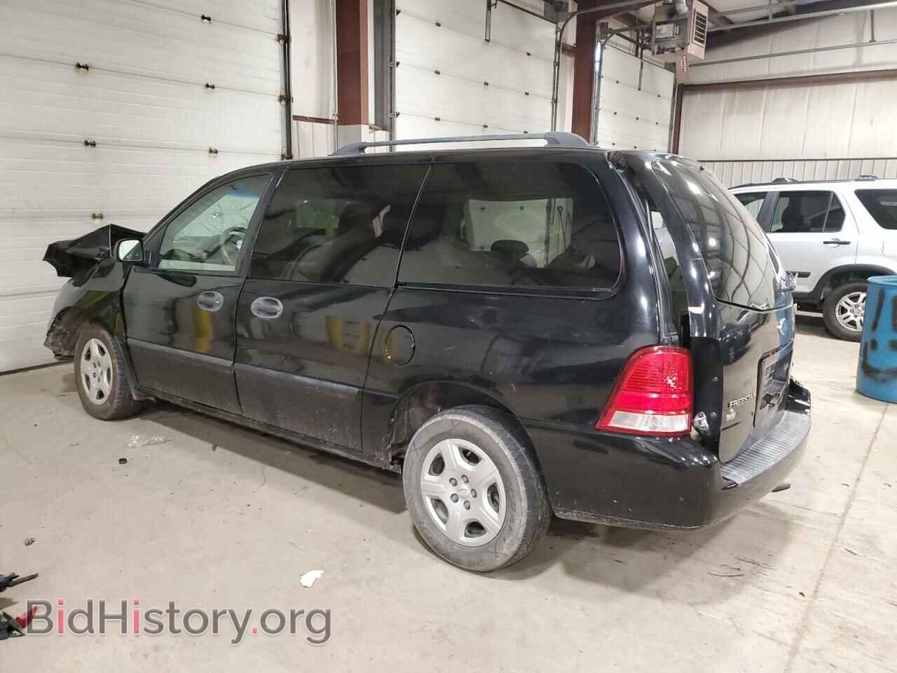 2006 FORD FREESTAR - VIN: 2FMZA516X6BA63730 - Фото 2