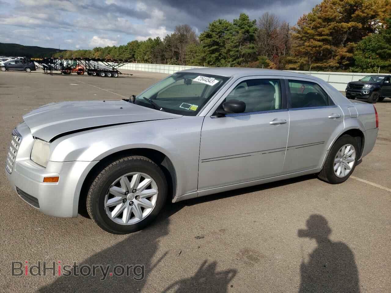 Photo 2C3KA43R98H250663 - CHRYSLER 300 2008