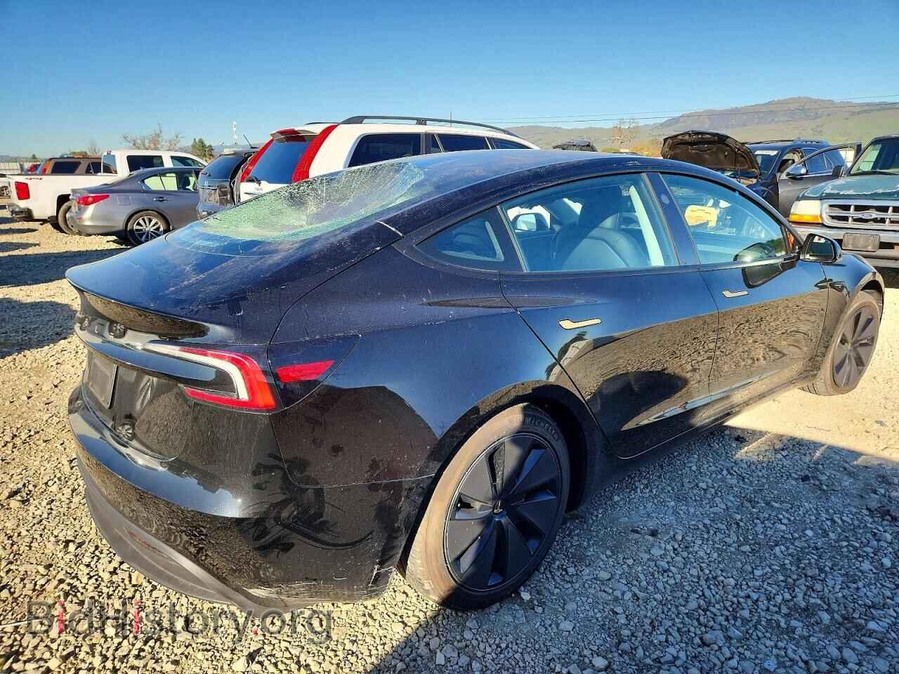 2025 TESLA MODEL 3 - VIN: 5YJ3E1EA9SF046615 - Photo 3