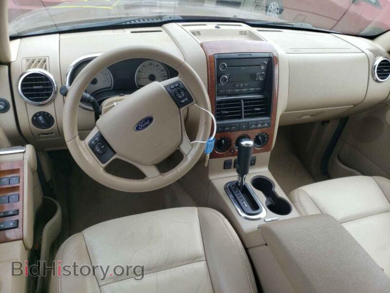 2010 Ford EXPLORER (VIN 1FMEU7EE9AUB13393) — photo 8 of 13