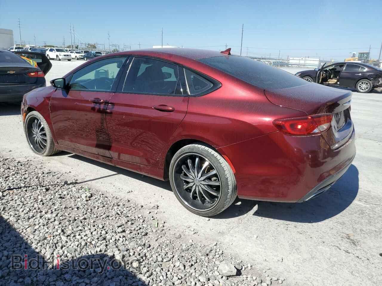 2016 CHRYSLER 200 - VIN: 1C3CCCDG3GN135617 - Фото 2