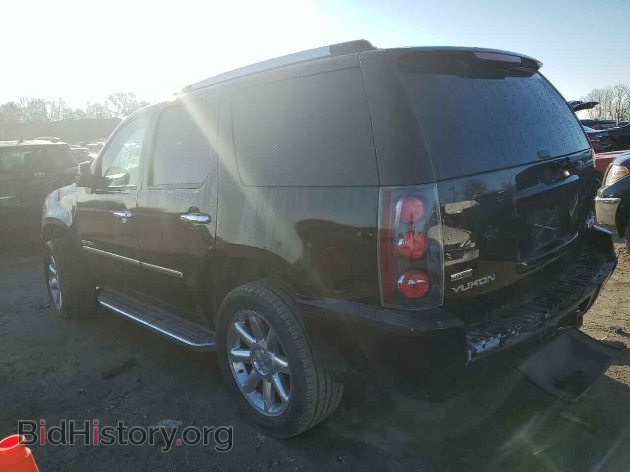 2011 GMC YUKON - VIN: 1GKS2EEF8BR381144 - Фото 2