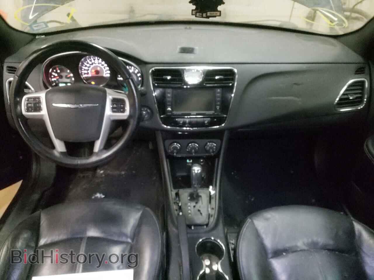 2011 CHRYSLER 200 - VIN: 1C3BC2FB1BN582690 - Фото 8