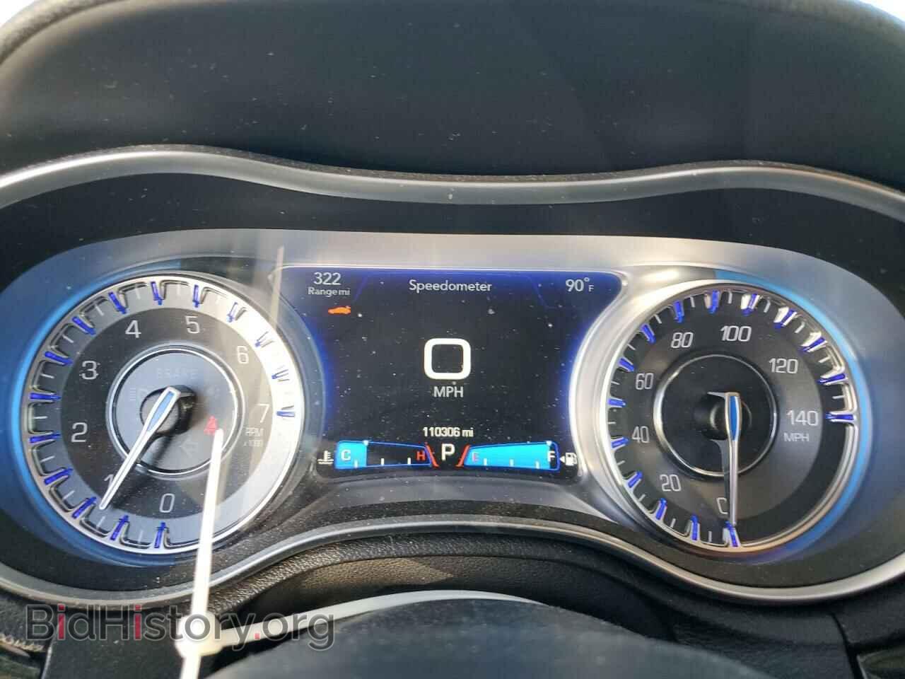 2016 CHRYSLER 300 - VIN: 2C3CCAKG3GH304633 - Photo 9