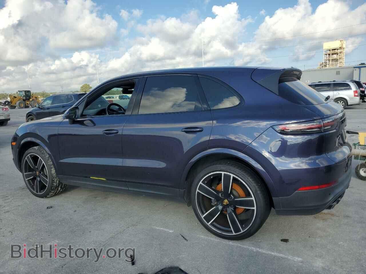 2019 PORSCHE CAYENNE - VIN: WP1AA2AY1KDA10242 - Photo 2