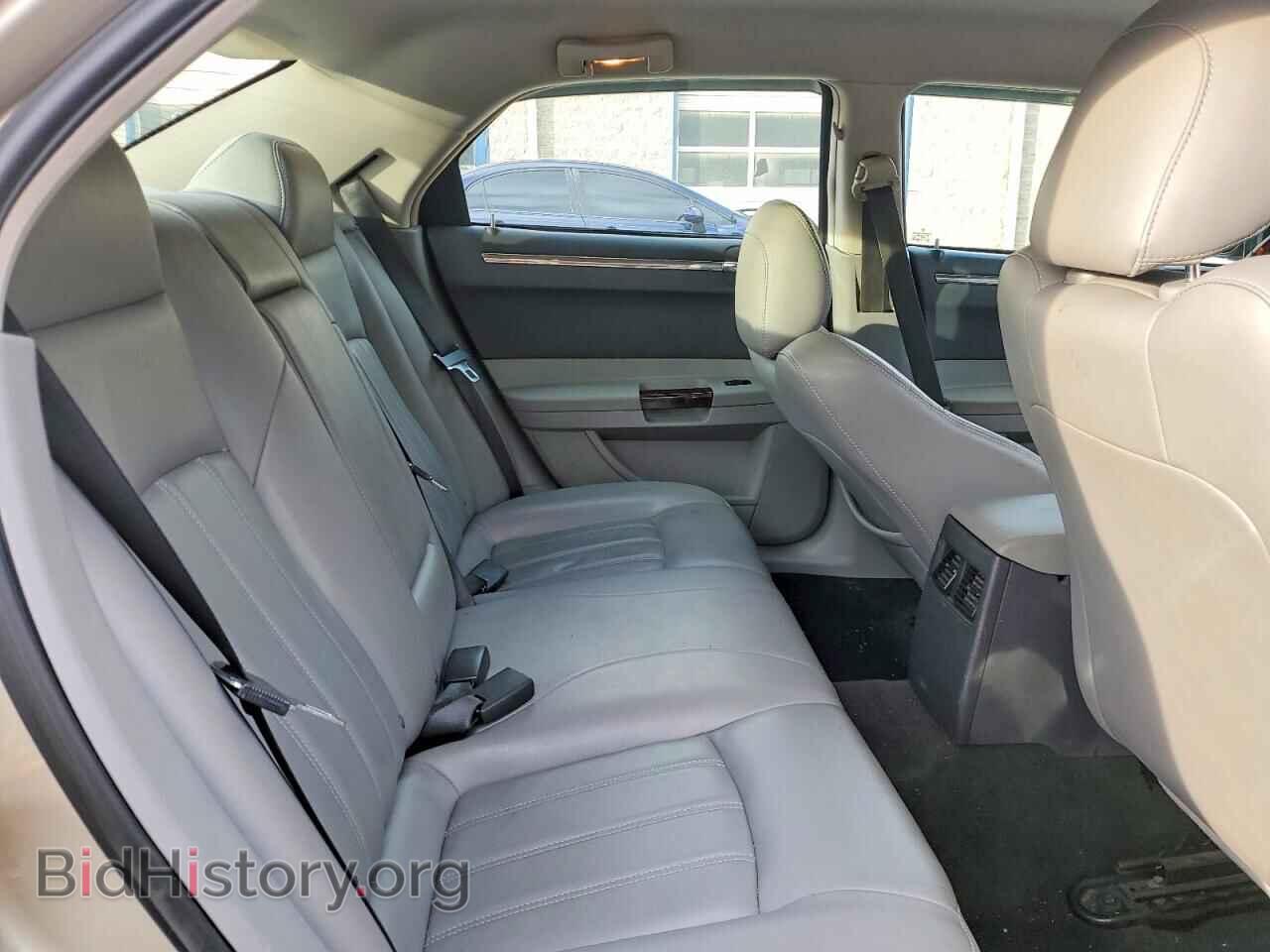 2006 CHRYSLER 300 - VIN: 2C3KA63H16H291028 - Фото 10