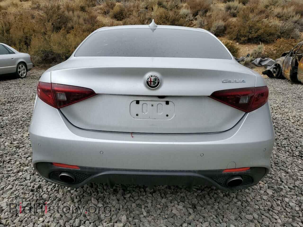 2017 ALFA ROMEO GIULIA - VIN: ZARFAEBN3H7550878 - Photo 6