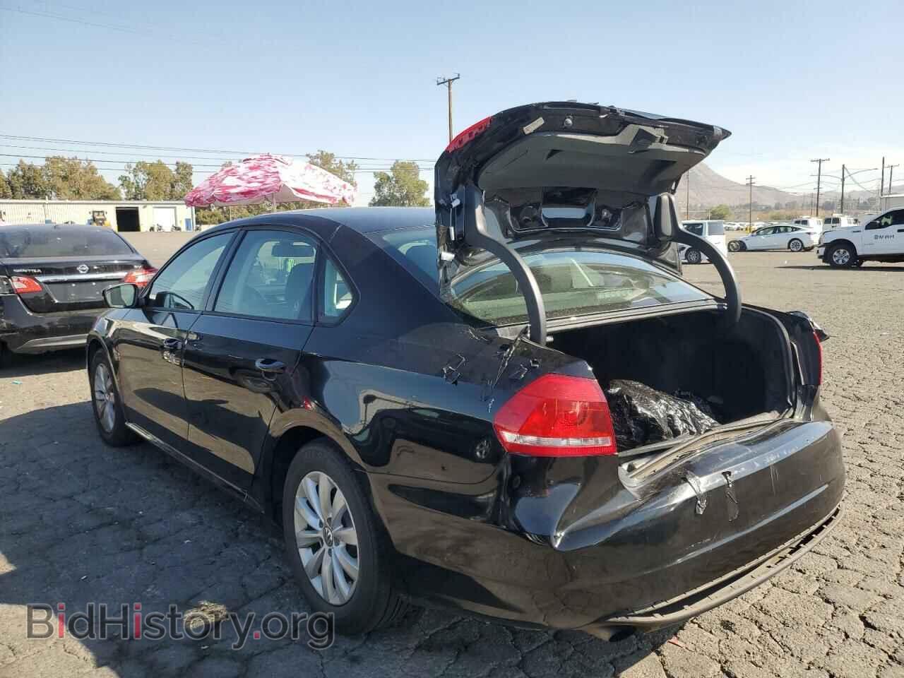 2015 VOLKSWAGEN PASSAT - VIN: 1VWAT7A3XFC096057 - Фото 2