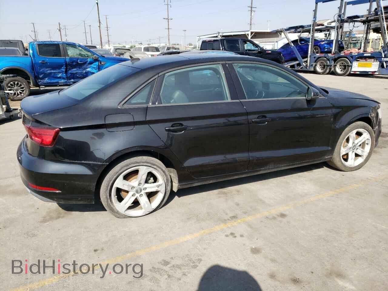 2018 AUDI A3 - VIN: WAUAUGFF2J1091696 - Фото 3