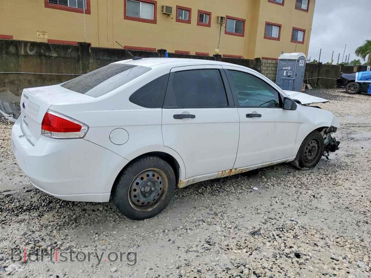 2008 FORD FOCUS - VIN: 1FAHP34N28W153807 - Фото 3