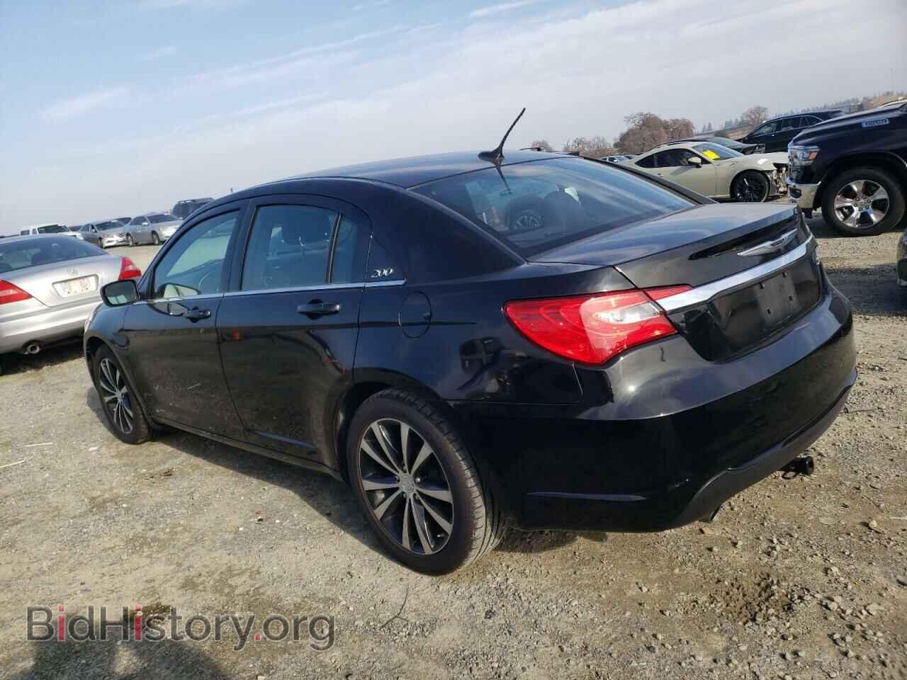 2014 CHRYSLER 200 - VIN: 1C3CCBBG5EN156589 - Фото 2