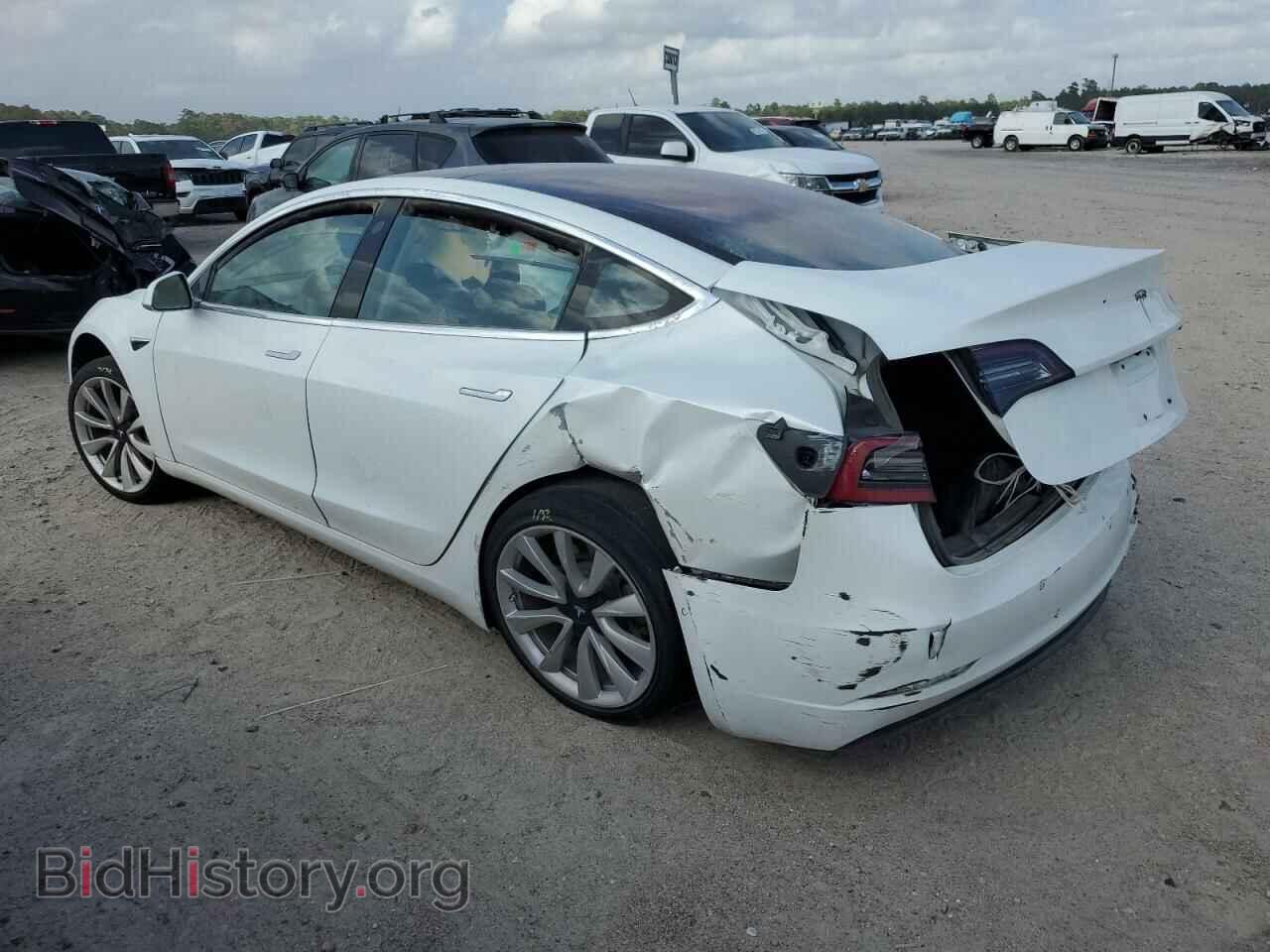 2018 TESLA MODEL 3 - VIN: 5YJ3E1EAXJF038845 - Photo 2
