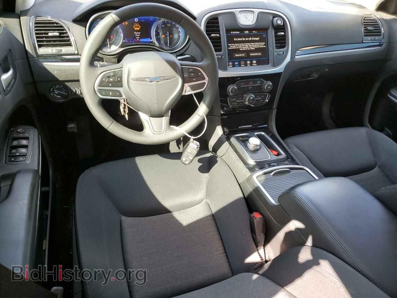 2023 CHRYSLER 300 - VIN: 2C3CCAAG0PH590068 - Фото 8