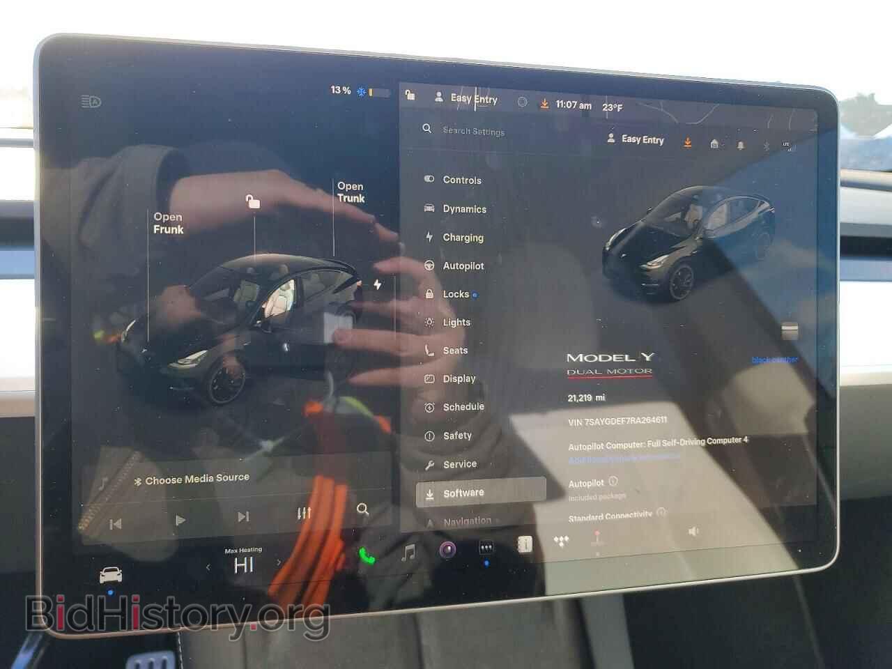 2024 TESLA MODEL Y - VIN: 7SAYGDEF7RA264611 - Фото 9