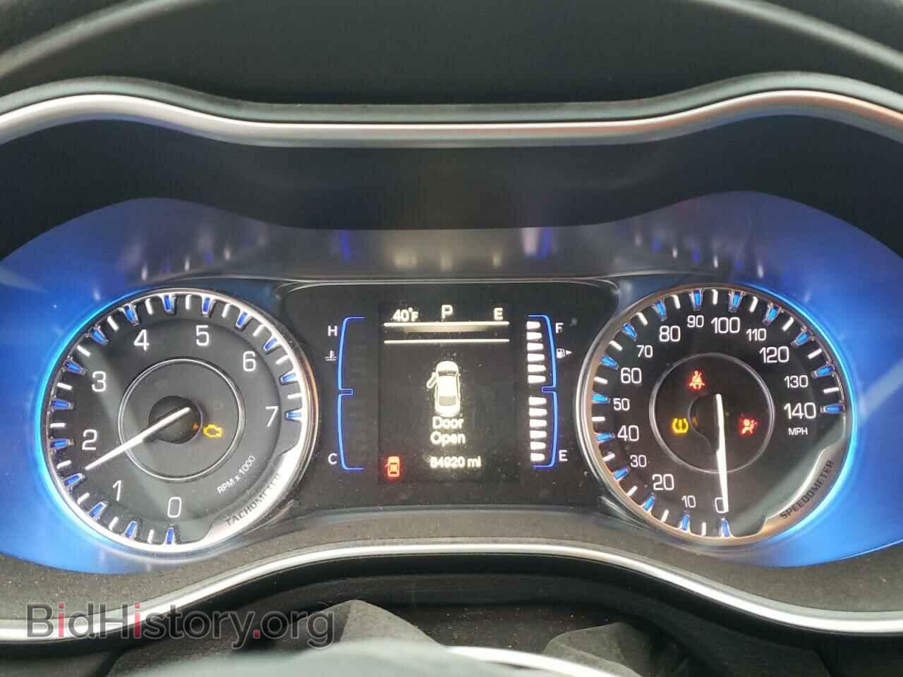 2016 CHRYSLER 200 - VIN: 1C3CCCFB0GN182153 - Фото 9