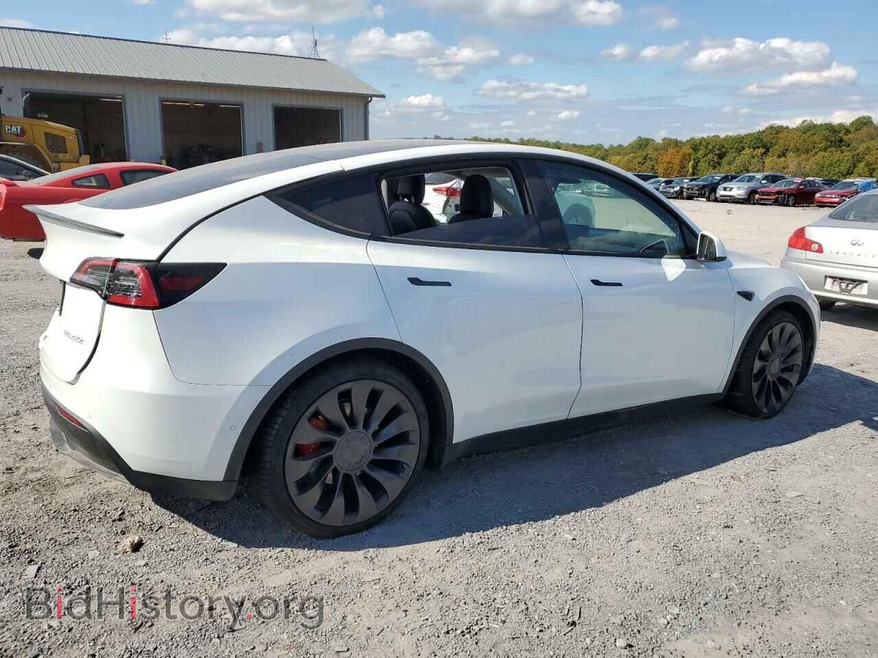 2022 TESLA MODEL Y - VIN: 7SAYGDEF1NF466356 - Фото 3