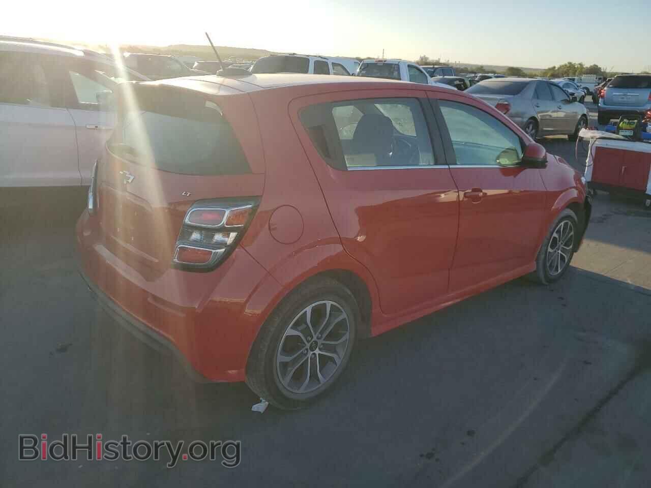 2018 CHEVROLET SONIC - VIN: 1G1JD6SH5J4100340 - Фото 3