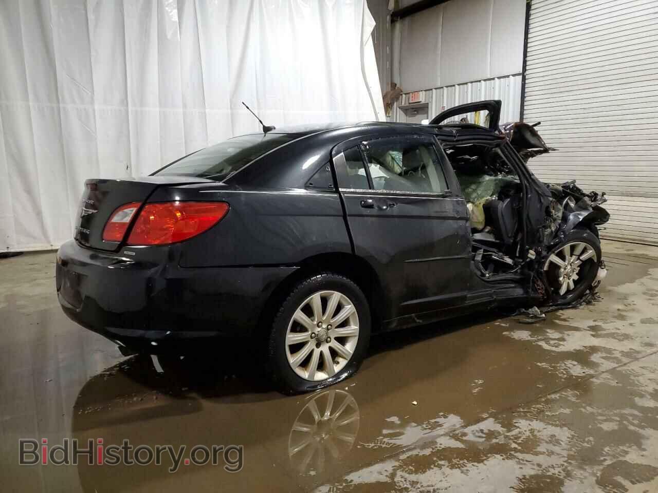 2010 CHRYSLER SEBRING - VIN: 1C3CC5FB9AN153821 - Фото 3