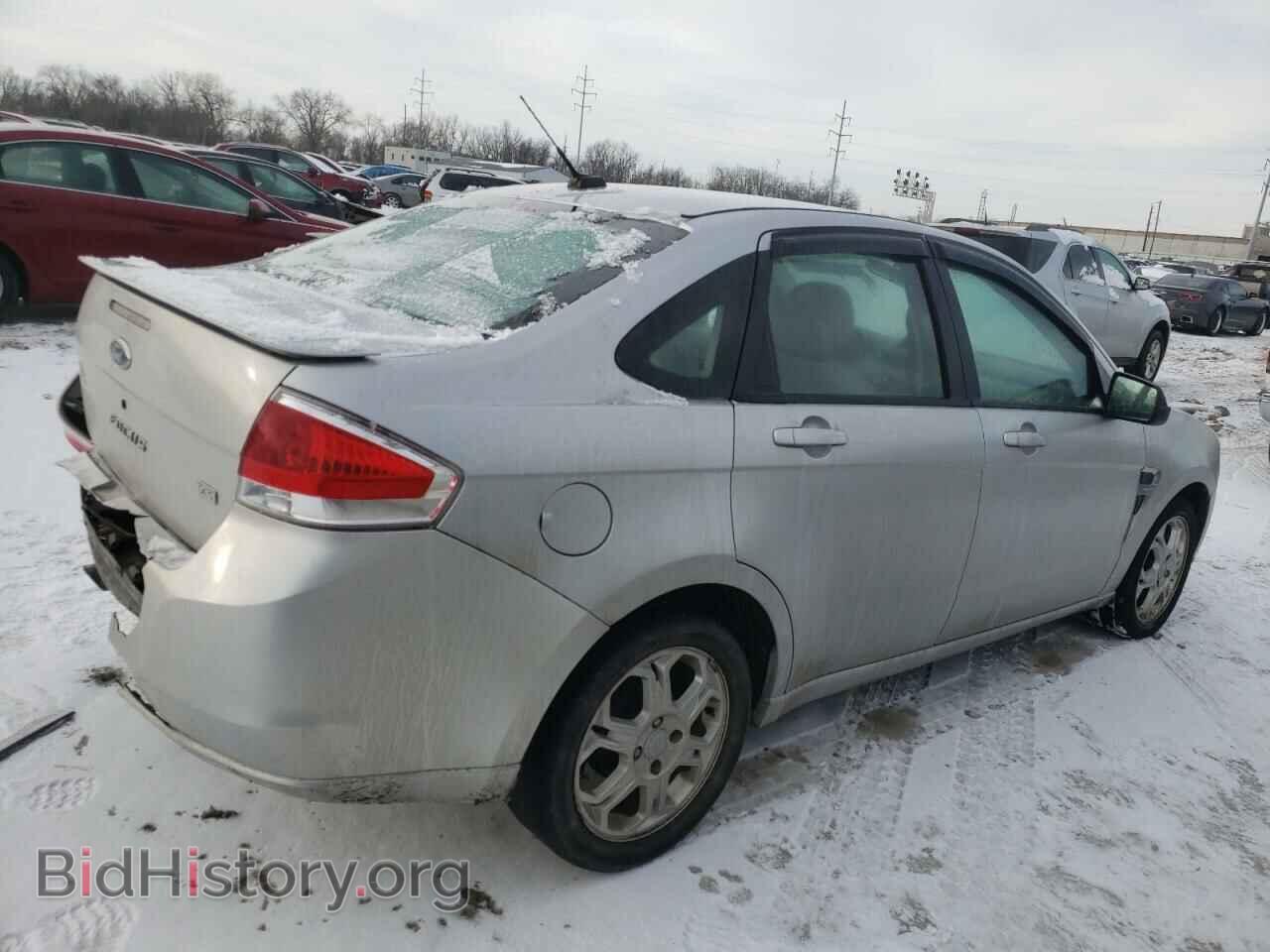 2008 FORD FOCUS - VIN: 1FAHP35N38W138456 - Фото 3