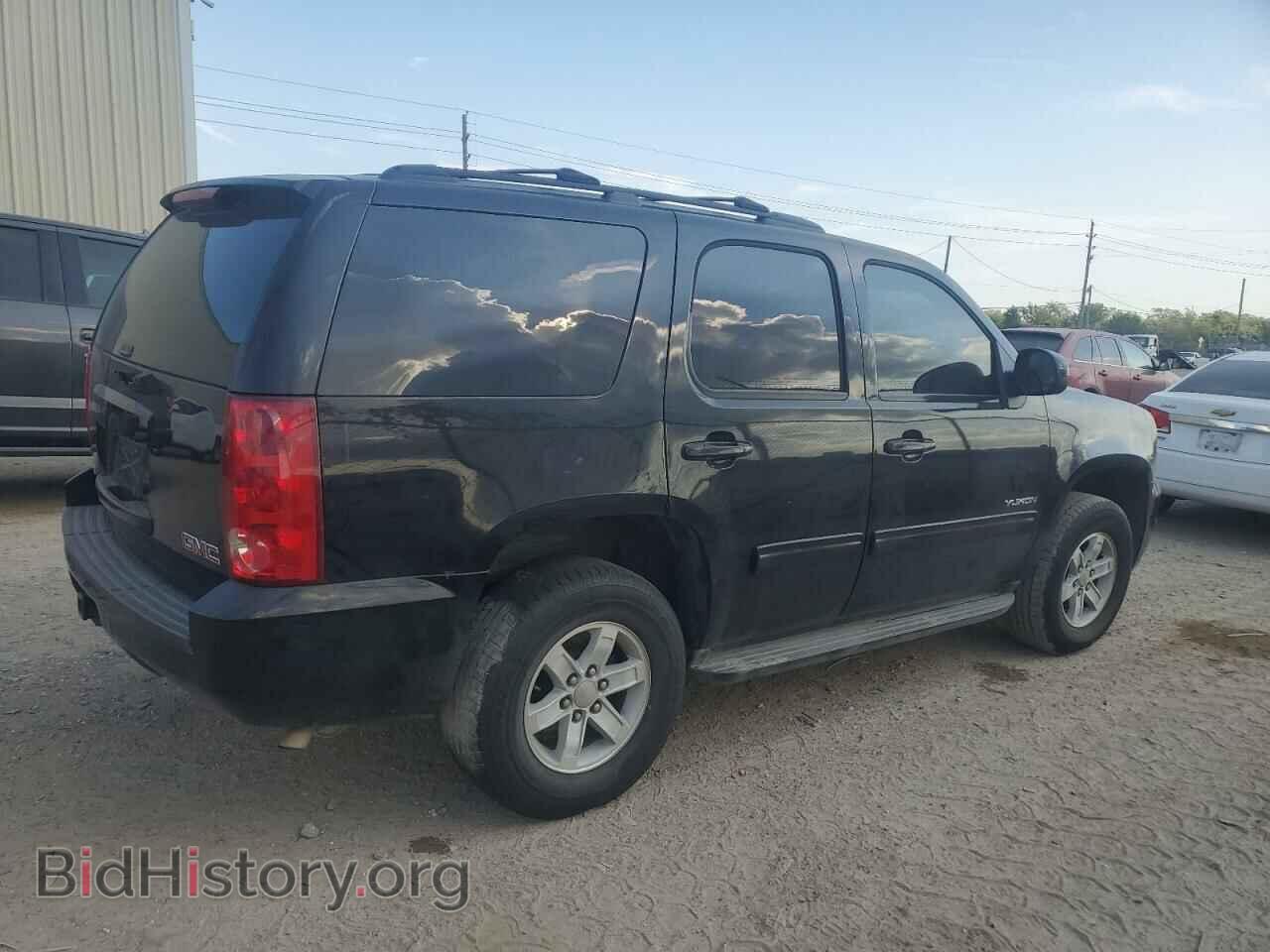 2013 GMC YUKON - VIN: 1GKS1AE04DR159291 - Photo 3