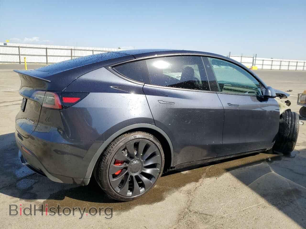 2024 TESLA MODEL Y - VIN: 7SAYGDEF2RF082060 - Фото 3