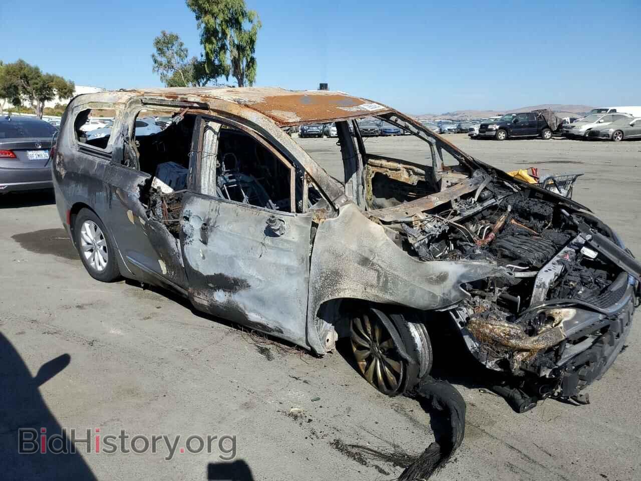 2017 CHRYSLER PACIFICA - VIN: 2C4RC1BG0HR506010 - Фото 4