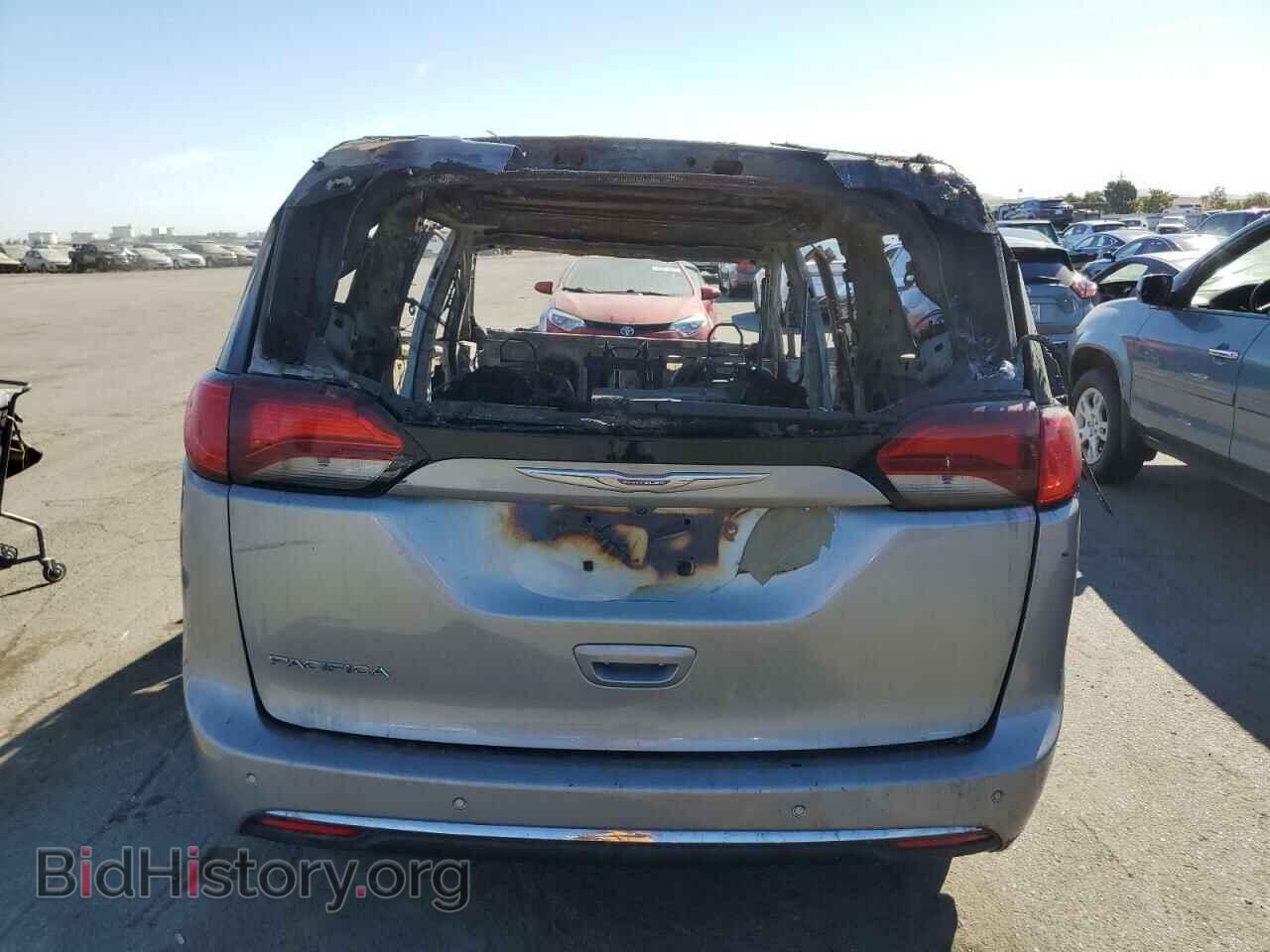 2017 CHRYSLER PACIFICA - VIN: 2C4RC1BG0HR506010 - Фото 6