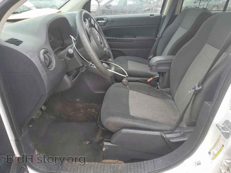 2014 Jeep COMPASS (VIN 1C4NJCBA4ED774598) — photo 7 of 15