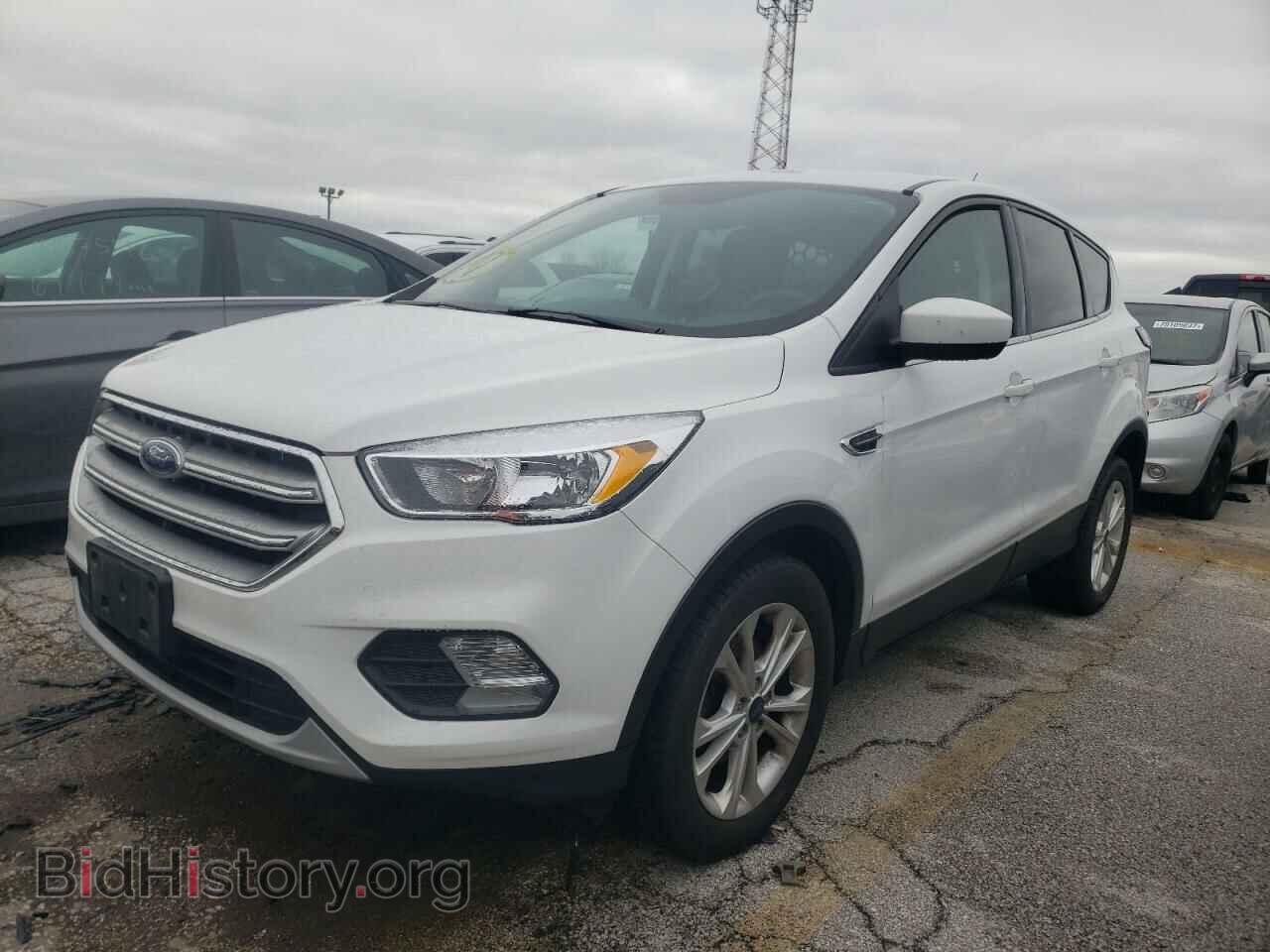 Фотография 1FMCU0GD7HUC82129 - FORD ESCAPE 2017