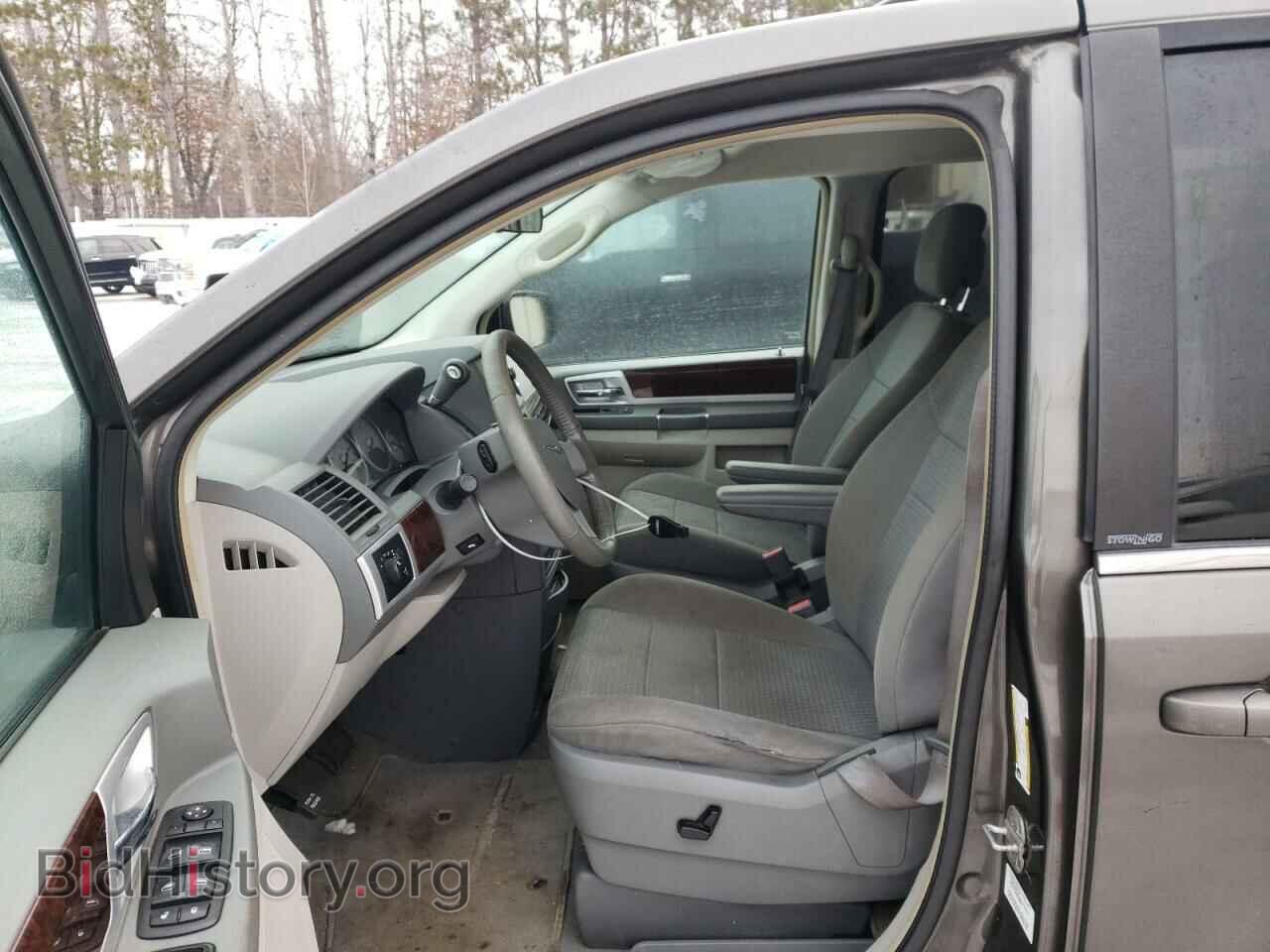 2010 CHRYSLER MINIVAN - VIN: 2A4RR5D14AR299555 - Фото 7
