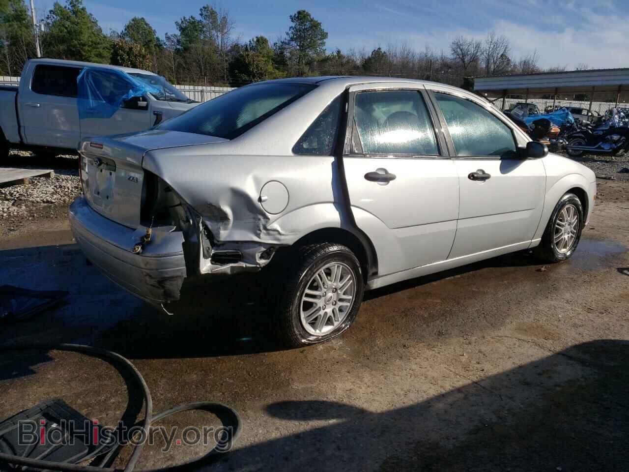 2006 FORD FOCUS - VIN: 1FAFP34N36W102983 - Фото 3
