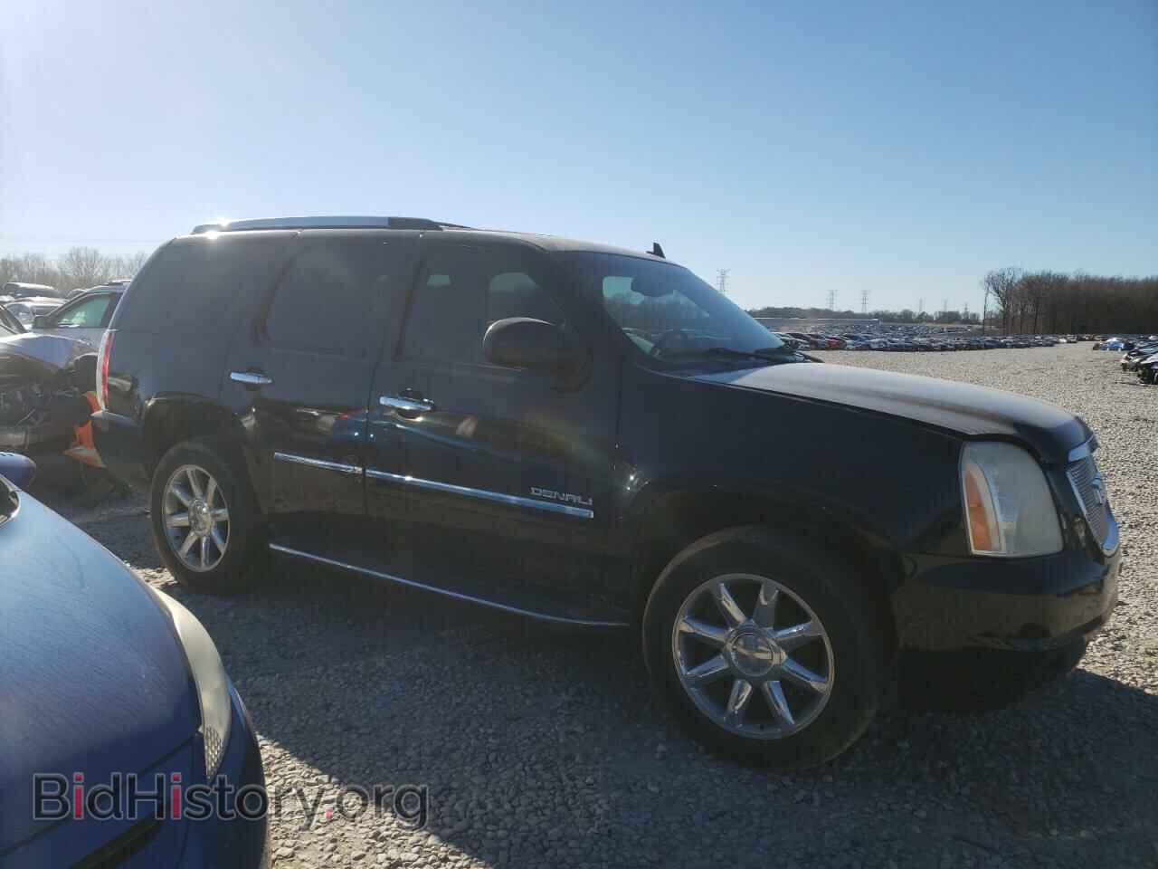 2011 GMC YUKON - VIN: 1GKS2EEF5BR347467 - Photo 4