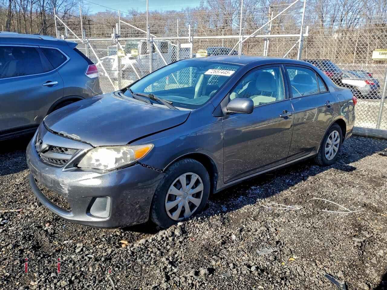 Photo 2T1BU4EEXBC714154 - TOYOTA COROLLA 2011